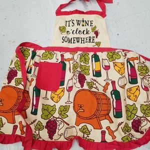 "HOST PICK" NWT,Greensource Sz. OS apron